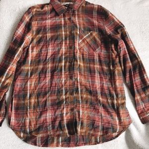 Pink Rose Flannel! Great condition!! Size Large